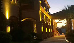 藍(lán)光LED是怎么發(fā)出白光的？